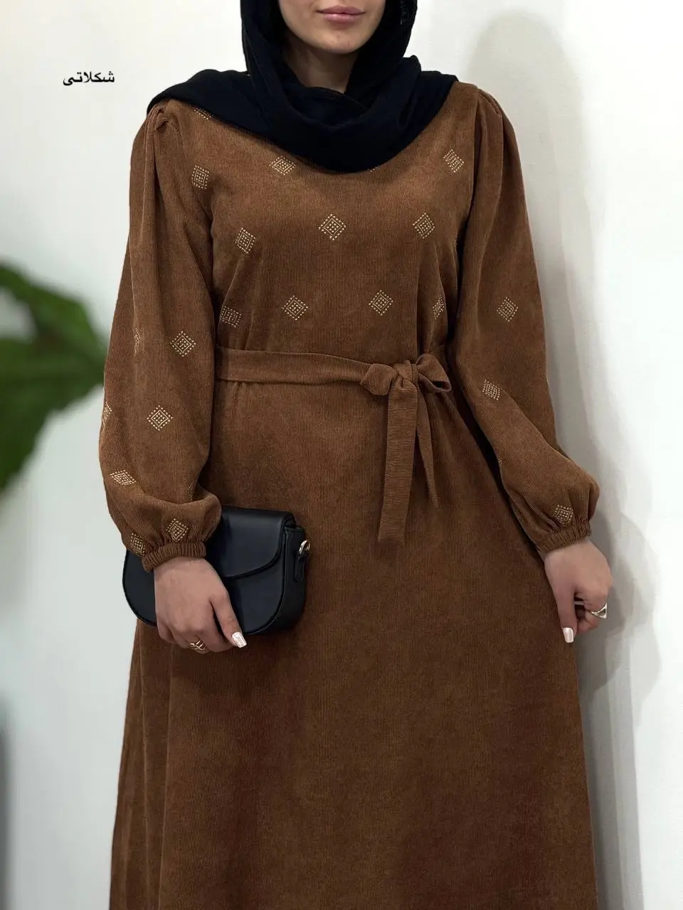 پیراهن مانتویی گلدوزی جیران 1