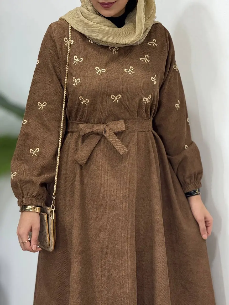 پیراهن مانتویی گلدوزی ثمن