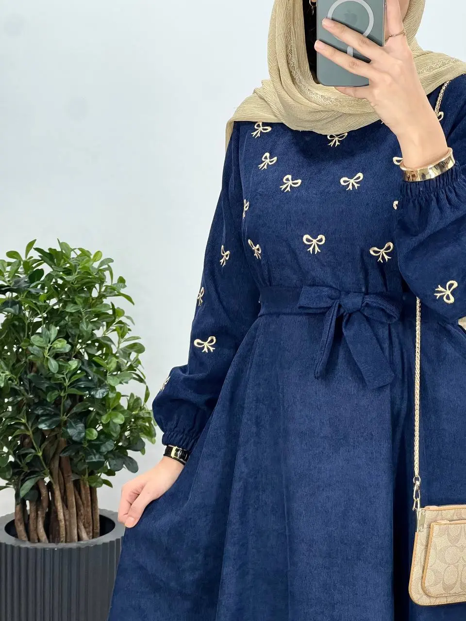 پیراهن مانتویی گلدوزی ثمن