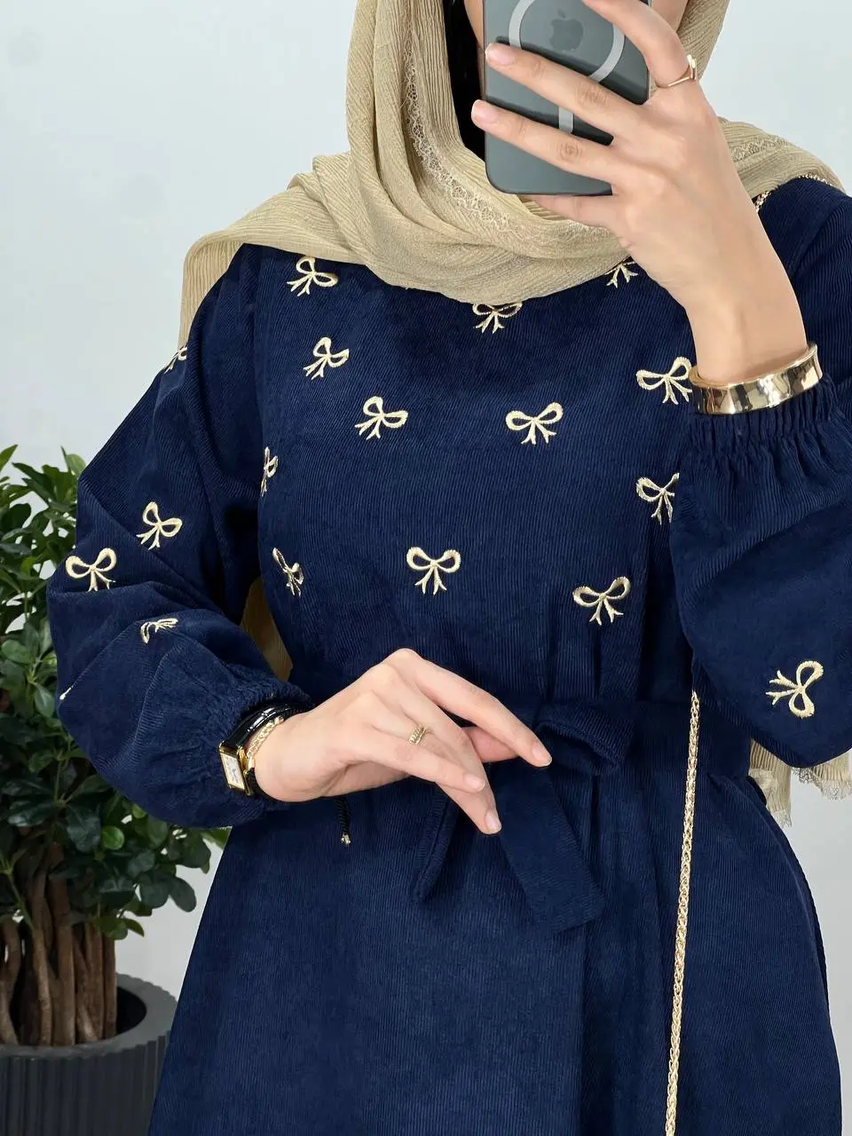 پیراهن مانتویی گلدوزی ثمن