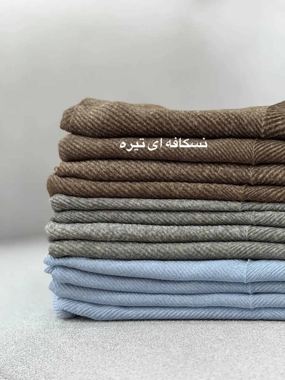 شال پلیسه لطیف لورا 1