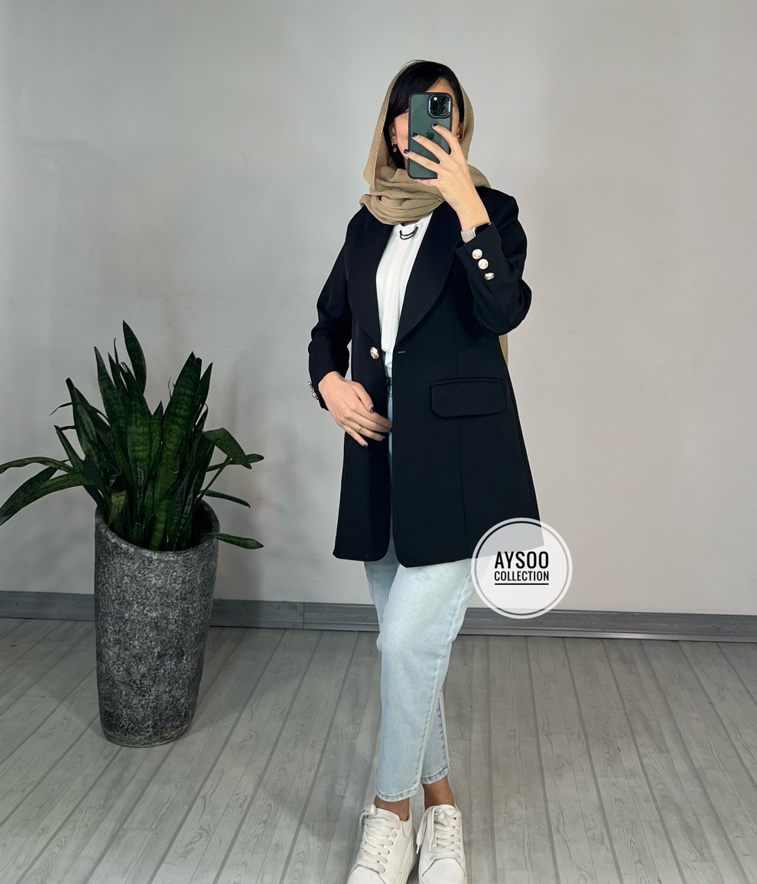 مانتو کتی هلنا