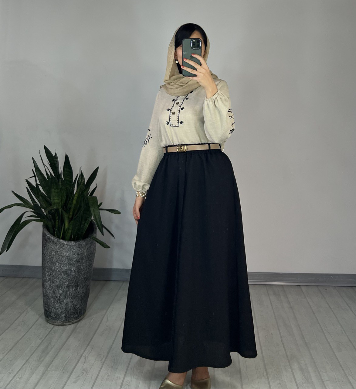 ست بلوز و دامن گلدوزی
