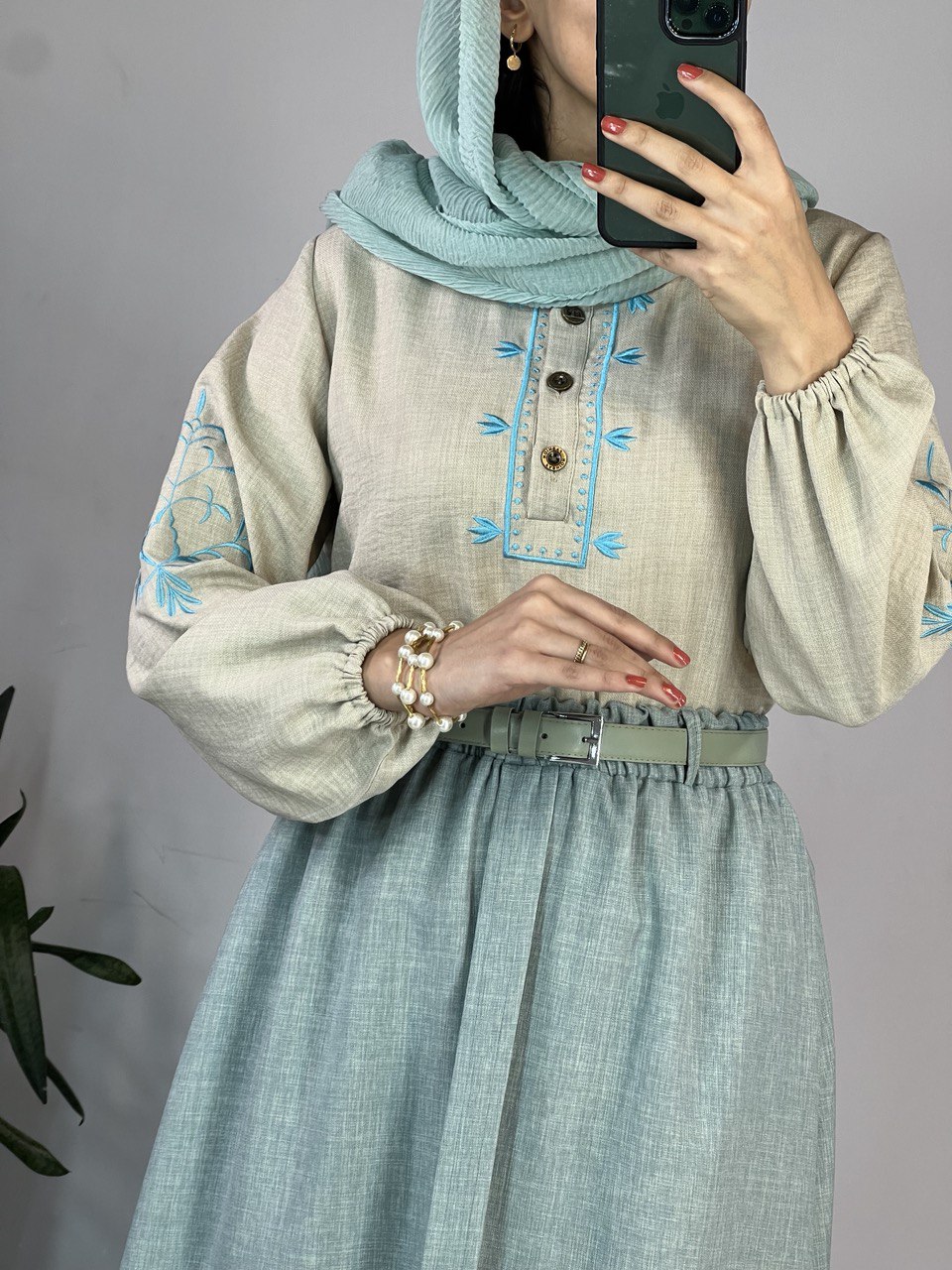 ست بلوز و دامن گلدوزی