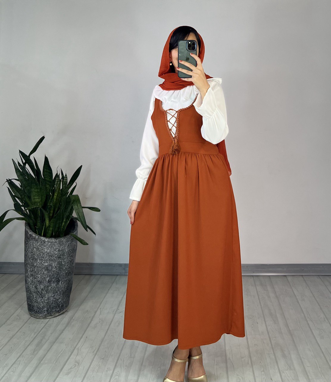 ست شومیز و سارافون کلارا(ارسال رایگان)