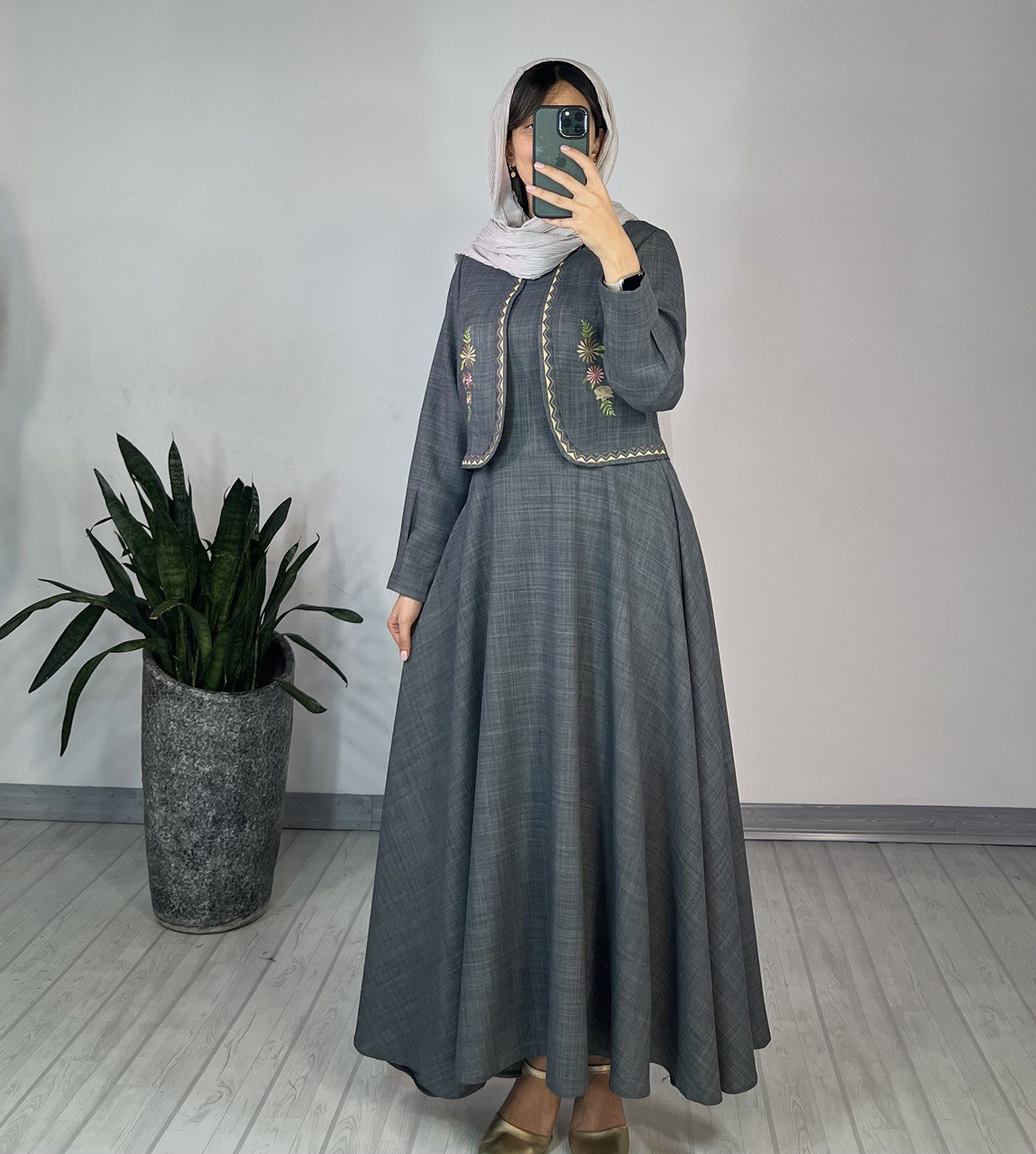ست سارافون بلند به همراه کت گلدوزی