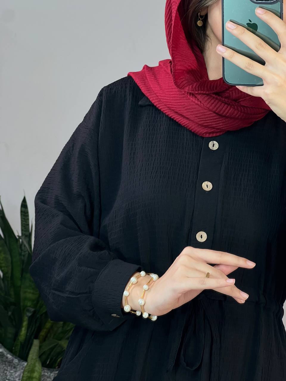 مانتو بلند آیناز مشکی