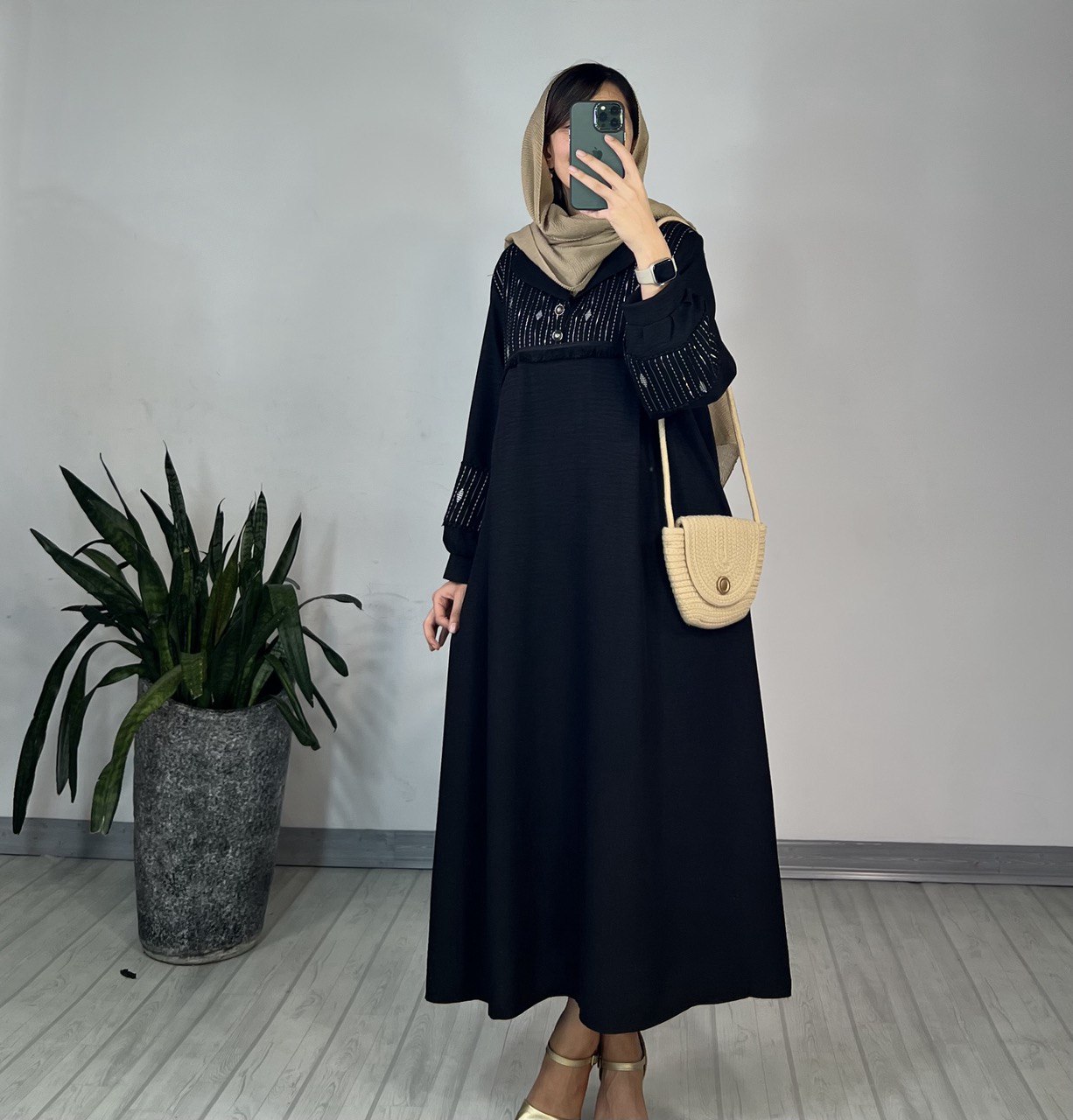 مانتو عبایی مشکی هوما