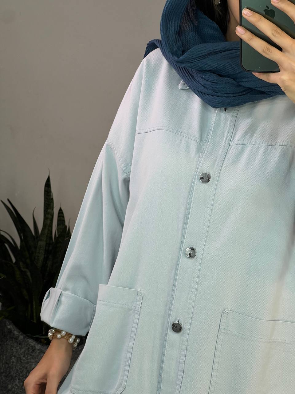 مانتو جین آتری