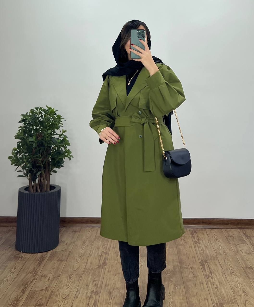 بارونی بلند تونیا