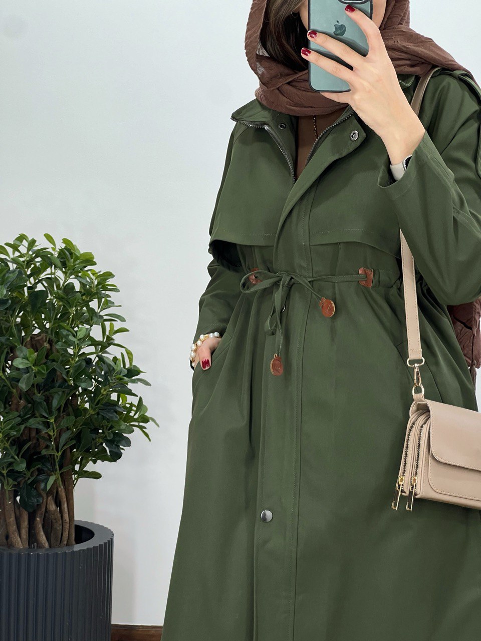 بارونی بلند کلاهدار مینو