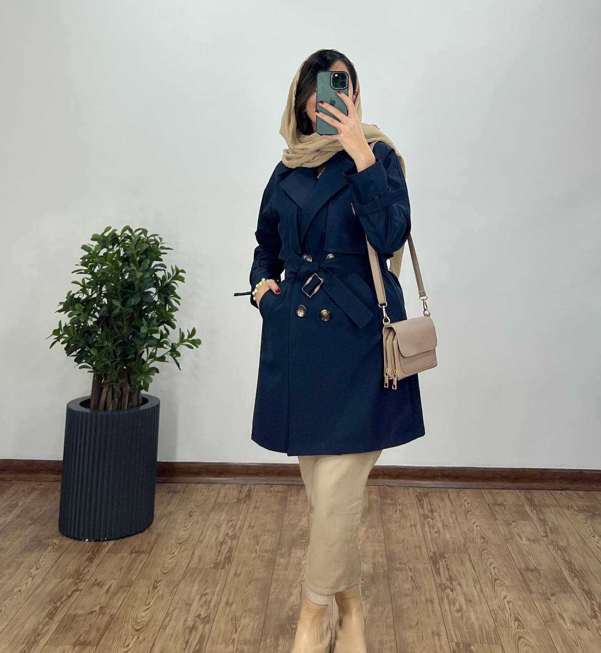 بارونی دکمه دار همتا