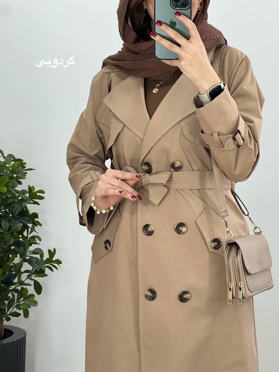 بارونی بلند نیکا