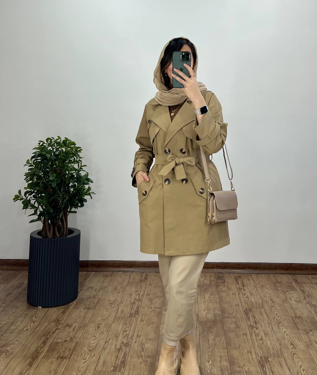 بارونی دکمه دار دلاریس با اسال رایگان