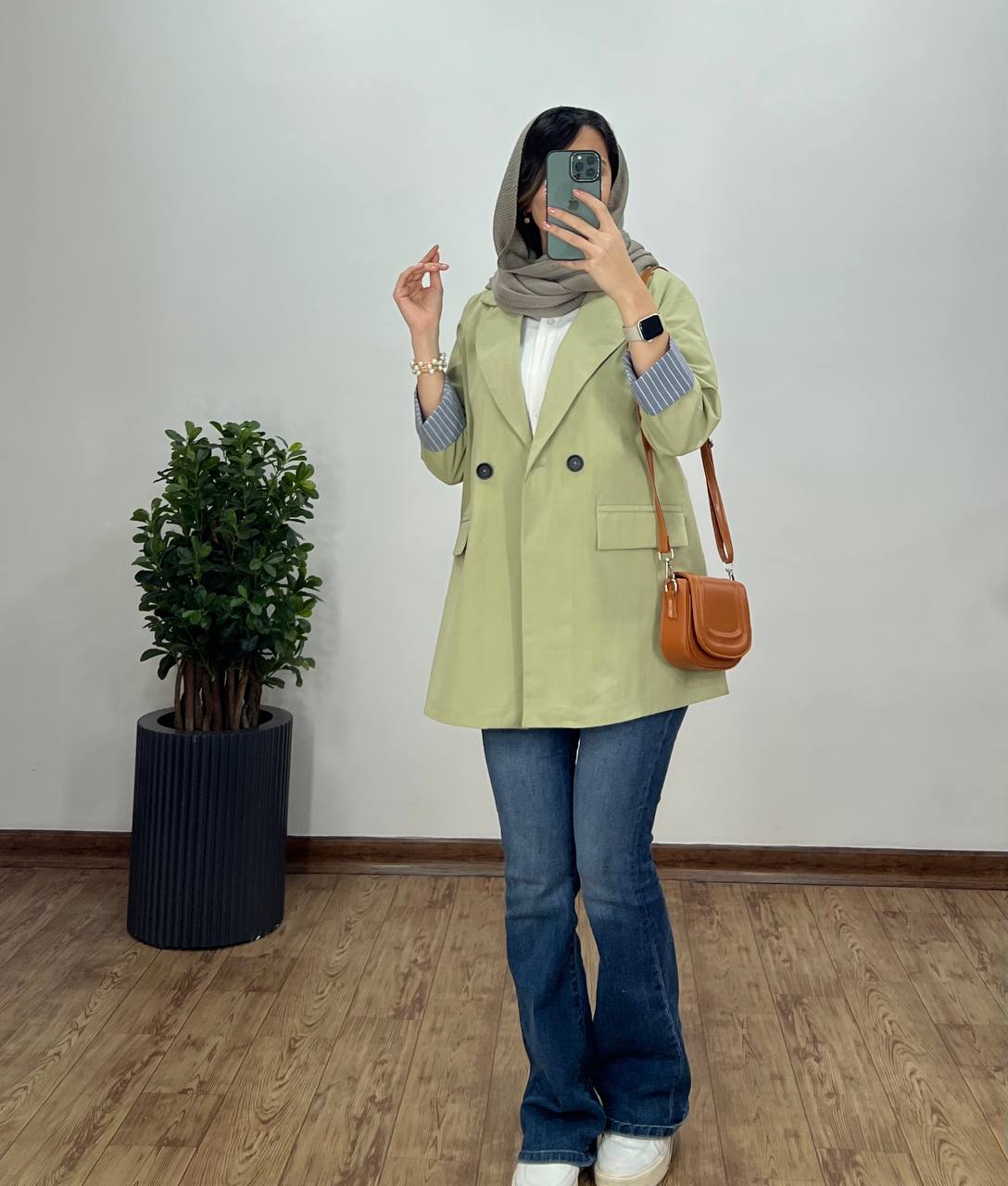 مانتو کتی آروشا 2(ایراد دار)