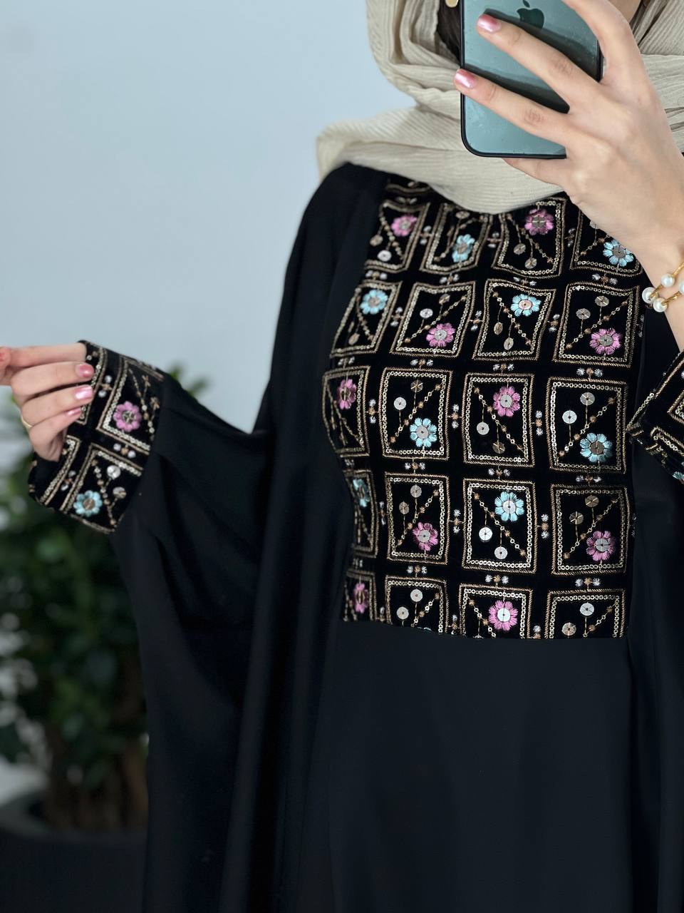 عبای بلند سوزندوزی حدیث