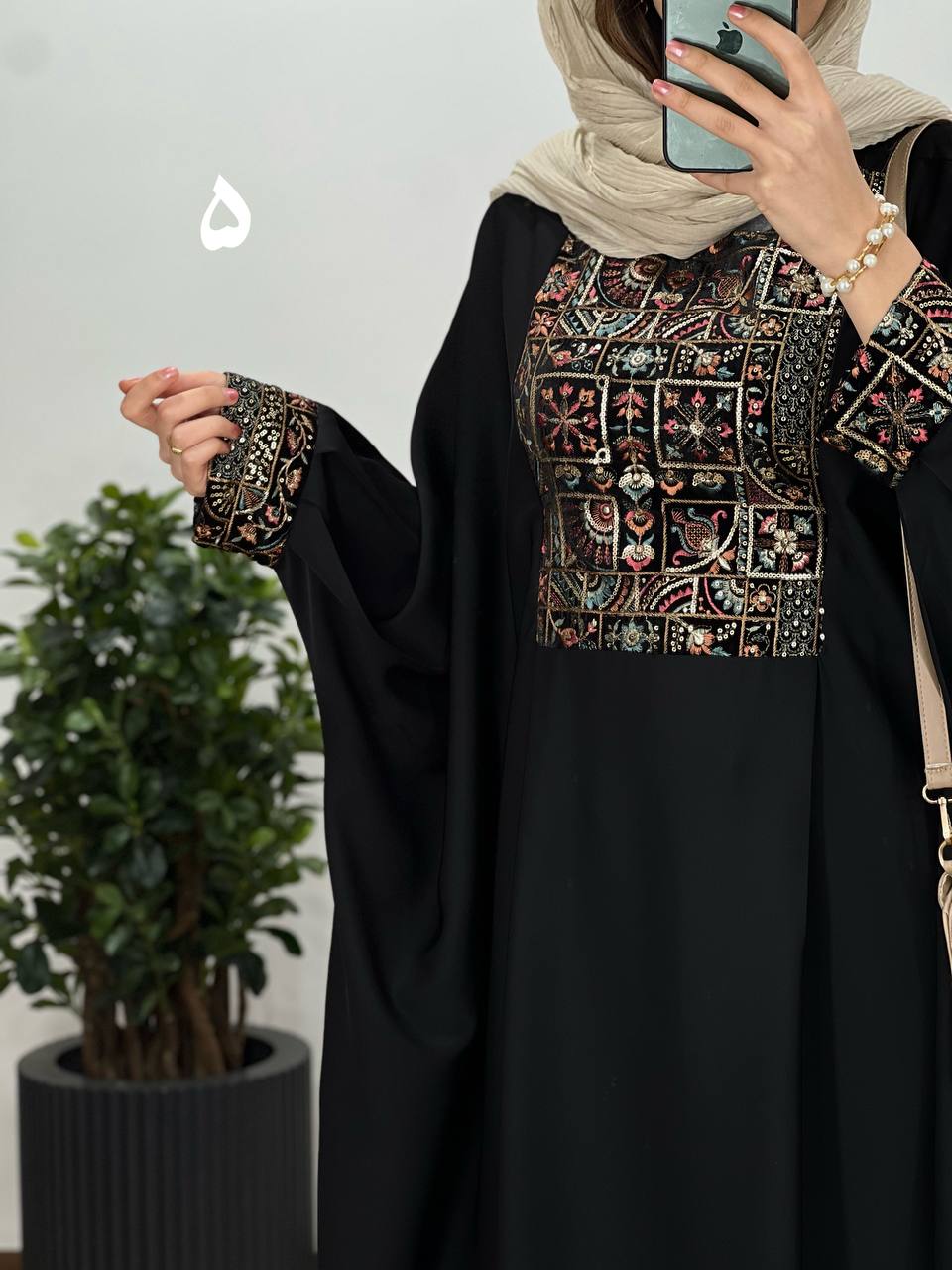 عبای بلند سوزندوزی حدیث