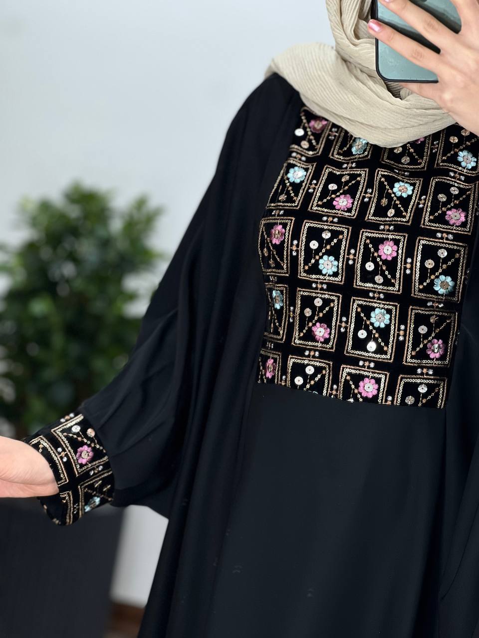 عبای بلند سوزندوزی حدیث