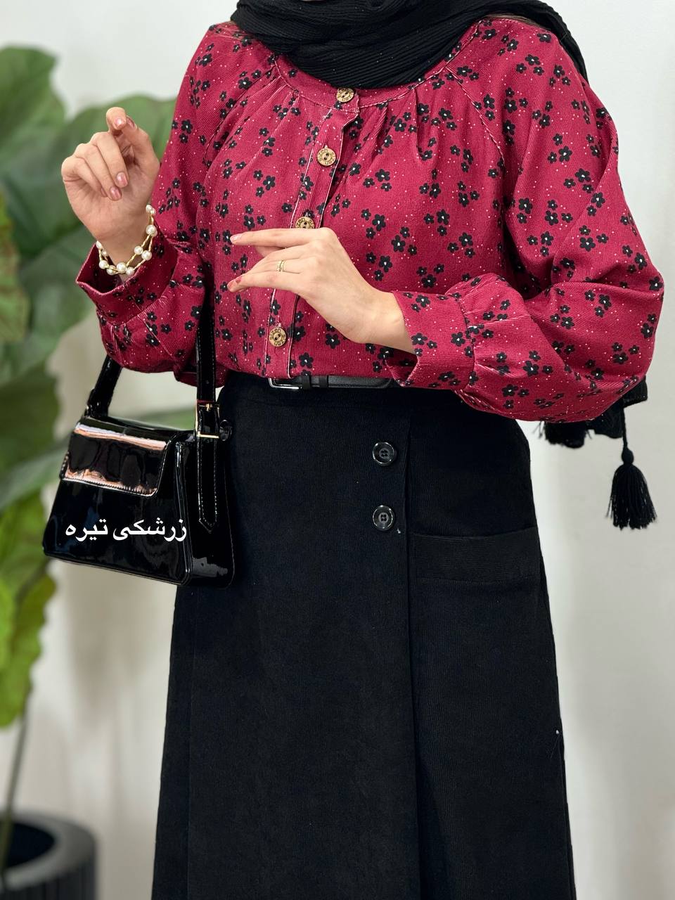 ست بلوز و دامن مخمل کبریتی طرحدار