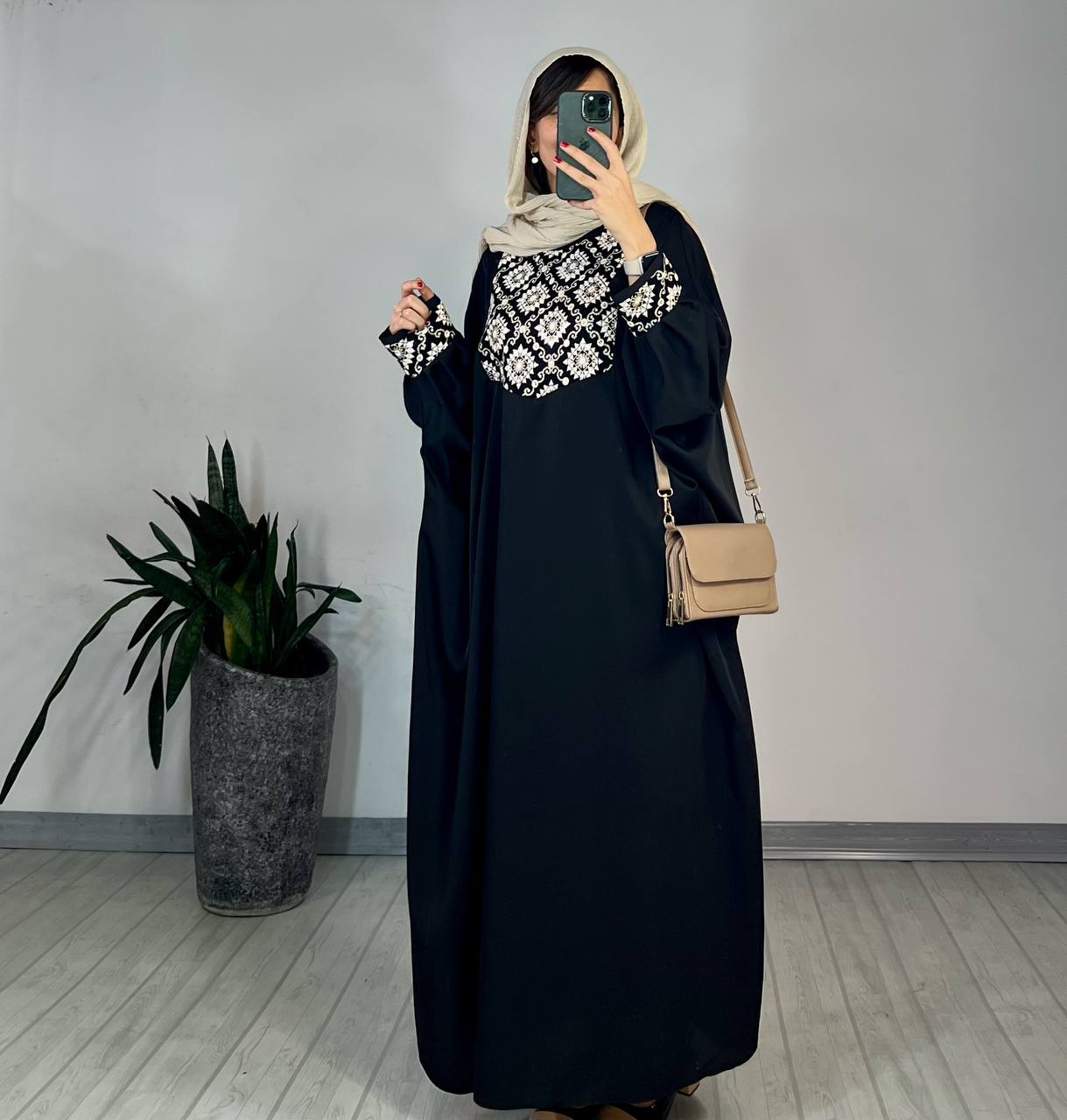 عبای بلند سوزندوزی حدیث 2
