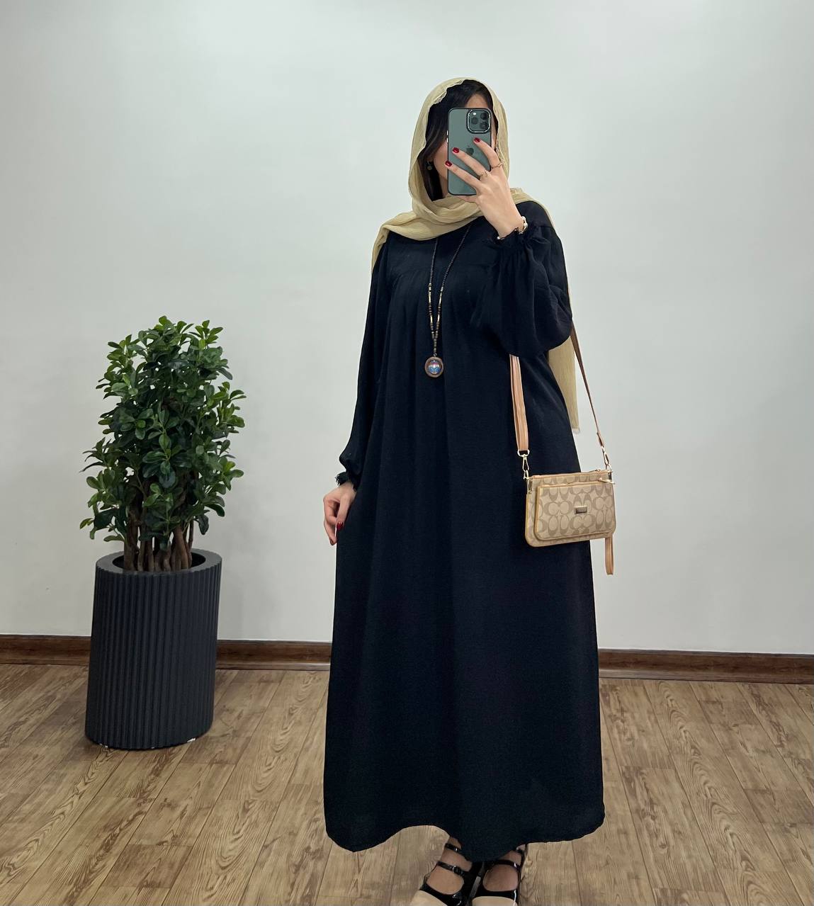 مانتو عبایی بلند رایلی کد 2113
