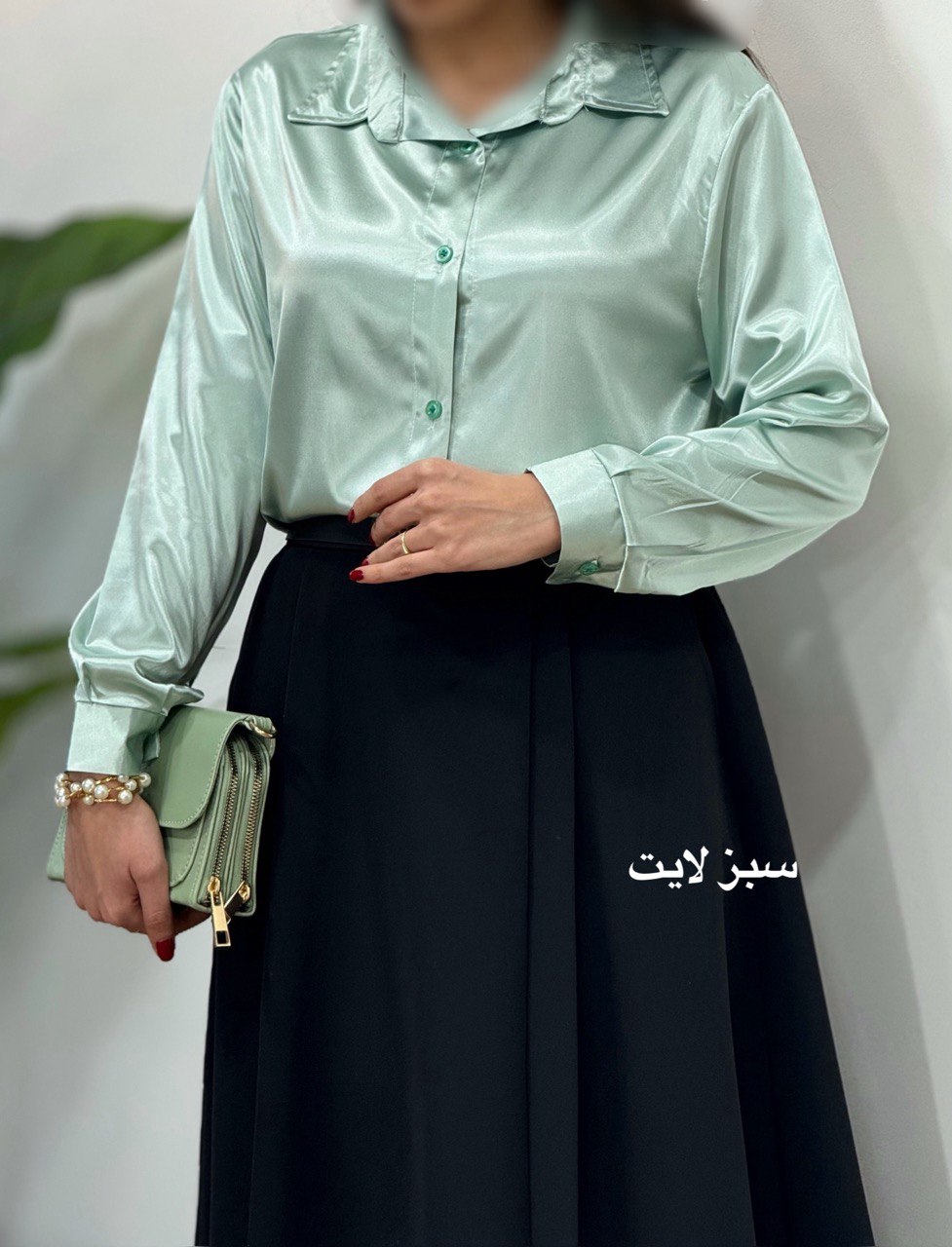 شومیز ساتن زیتون(ایراد دار)