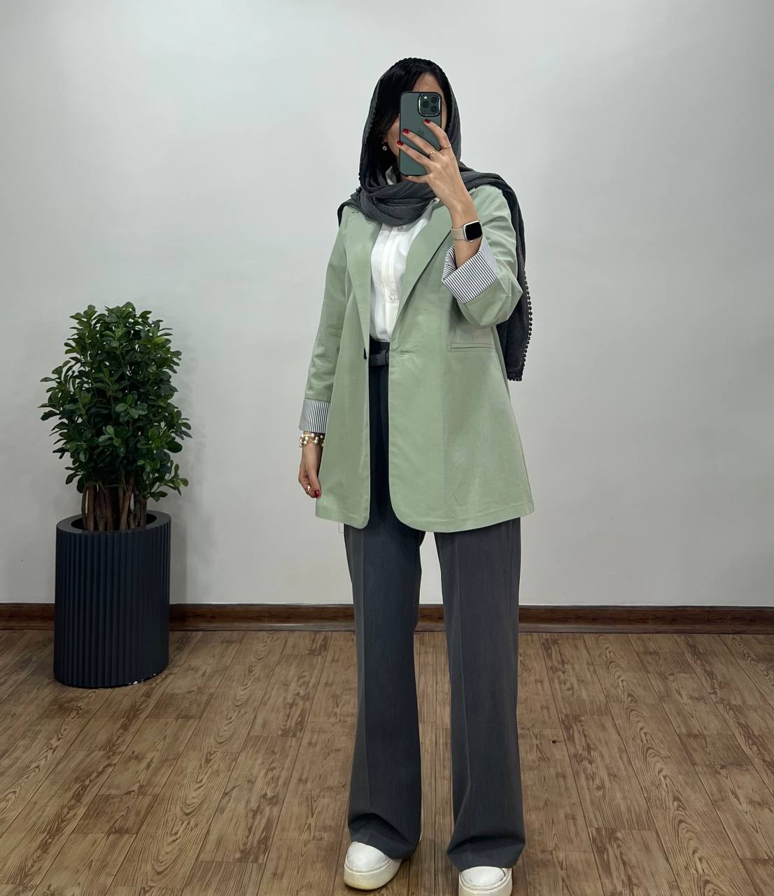 مانتو کتی لینن دلیار