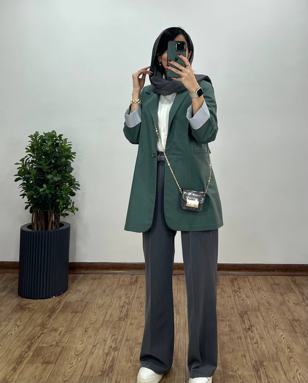 مانتو کتی لینن دلیار