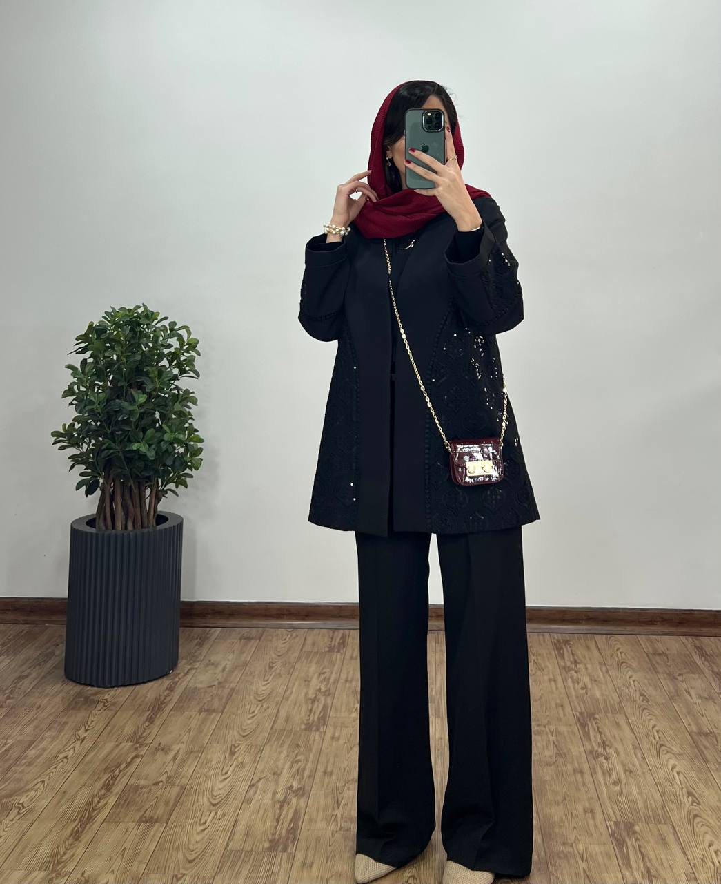 مانتو مجلسی سوزندوزی سلدا