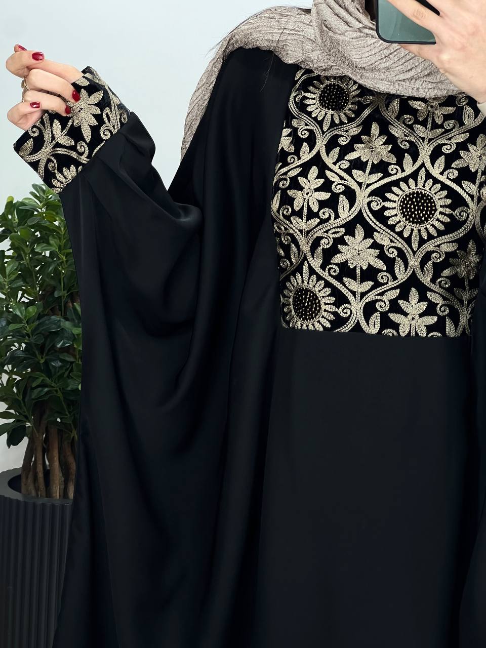 عبای بلند سوزندوزی حدیث 4