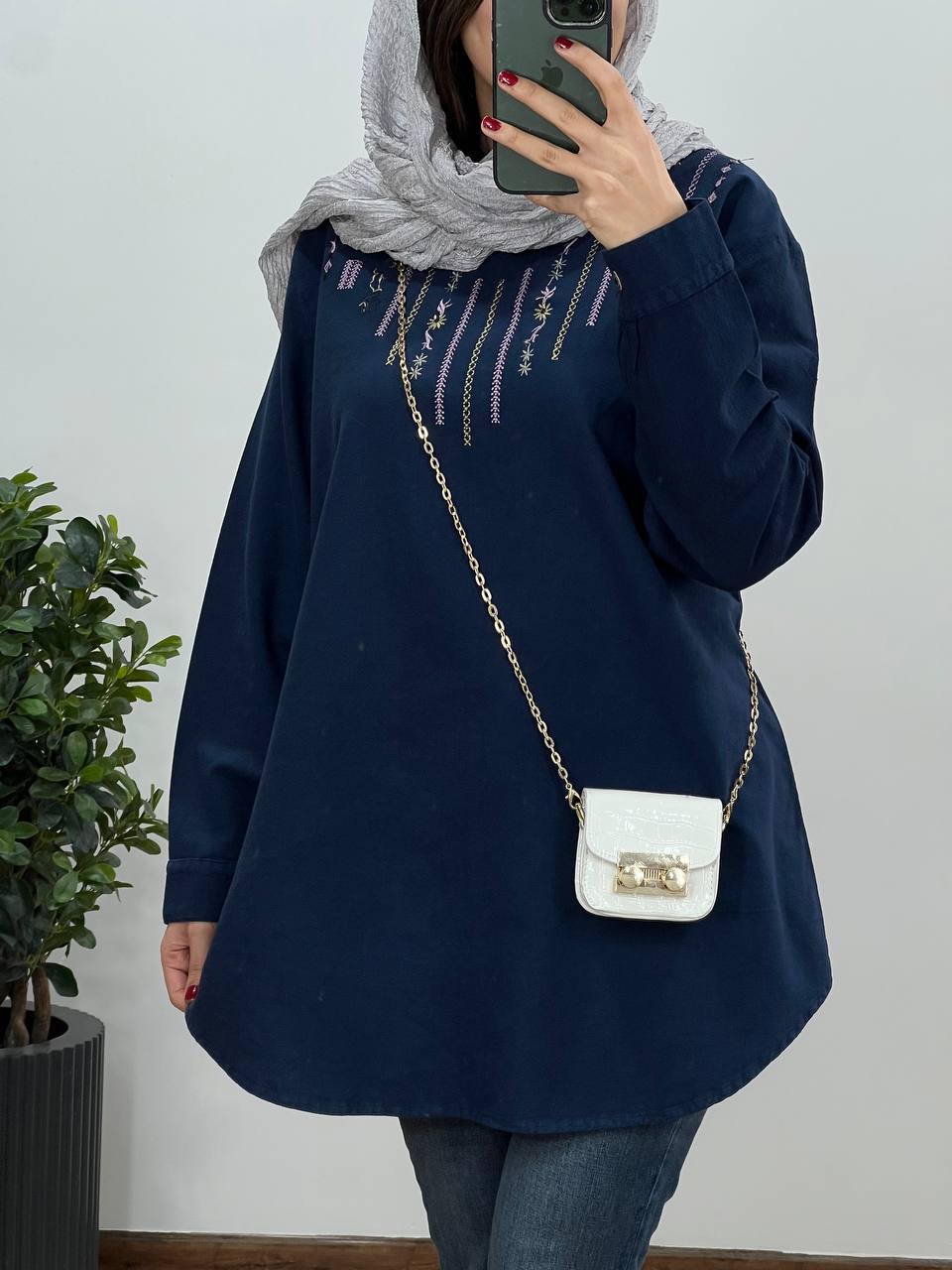 مانتو جلو گلدوزی رعنا 1