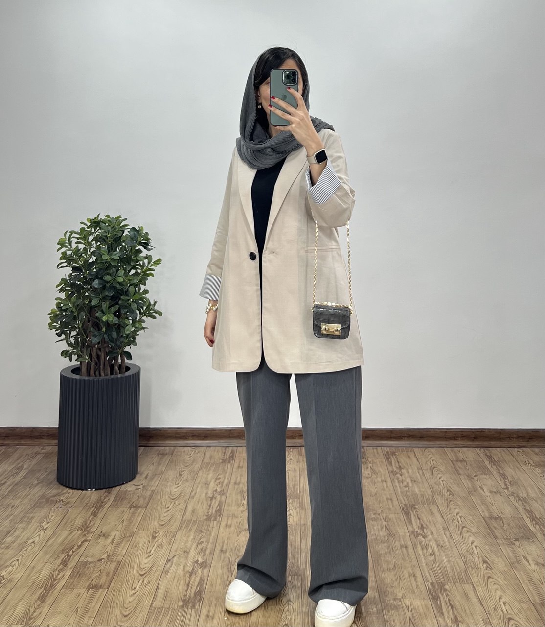 مانتو کتی لینن دلیار