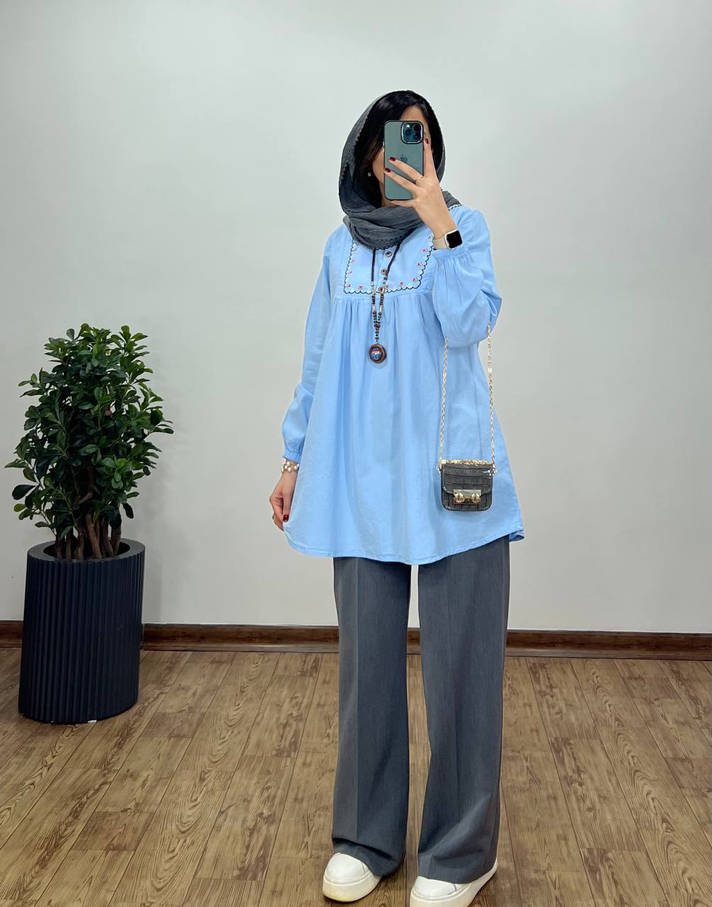 مانتو گلدوزی گیسو 5