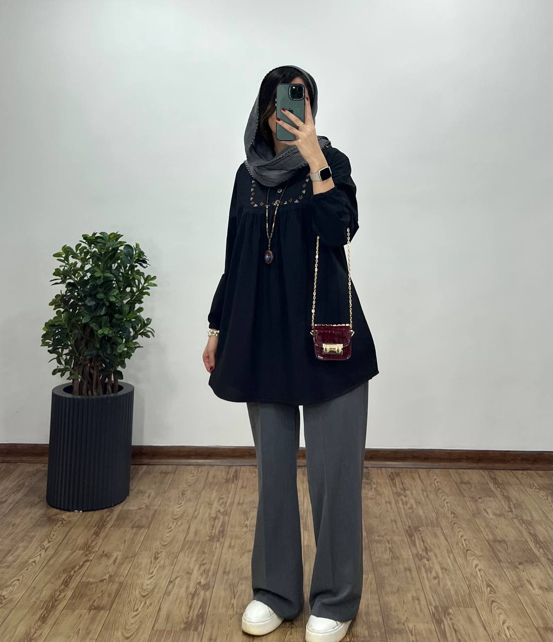 مانتو گلدوزی گیسو 5