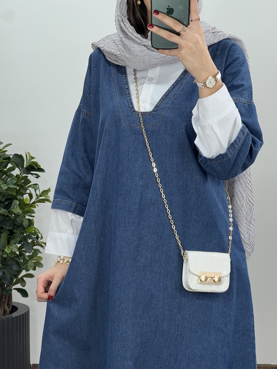 پیراهن مانتویی بلند یقه دار جین پرستو 1(ایراد دار)