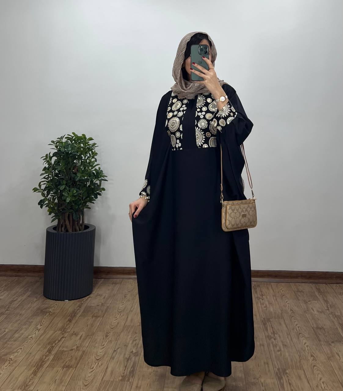 عبای بلند سوزندوزی اسرا 2