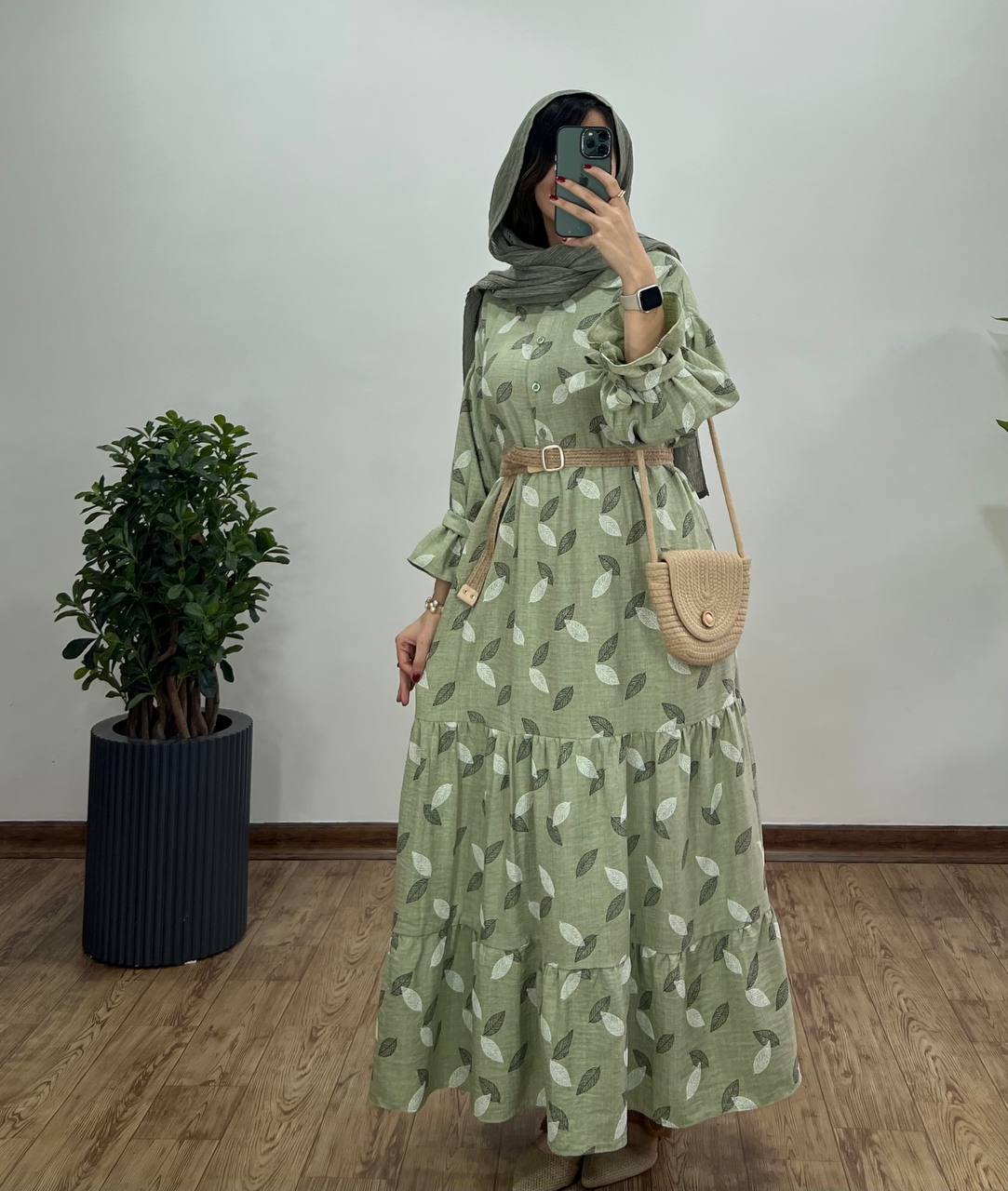 پیراهن مانتویی بلند گلبرگ به همراه کمربند