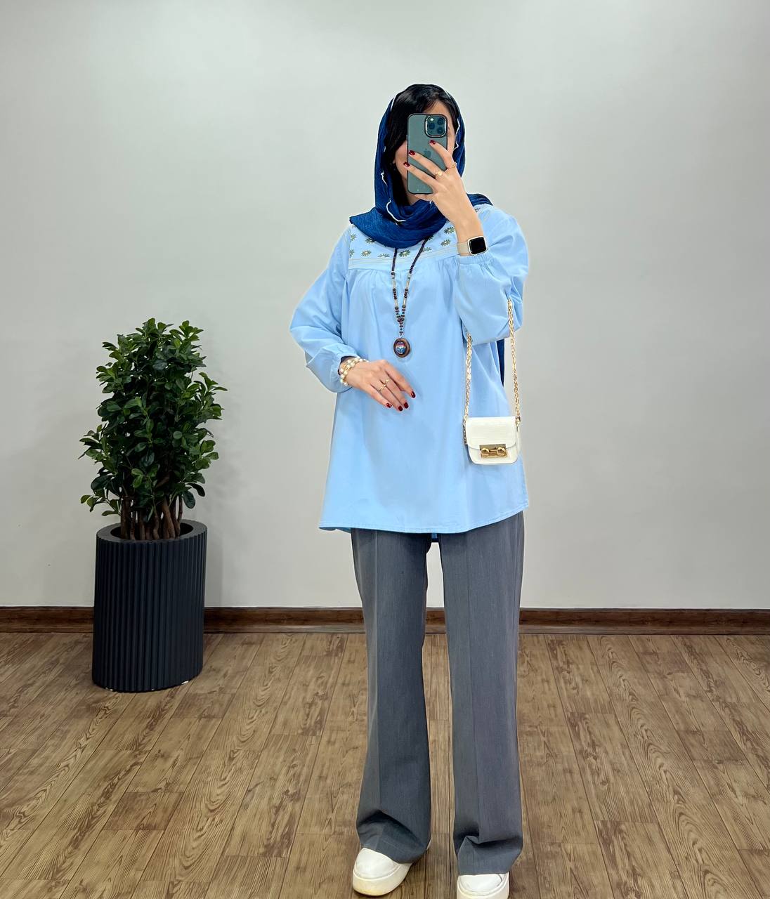 مانتو گلدوزی پونه 3