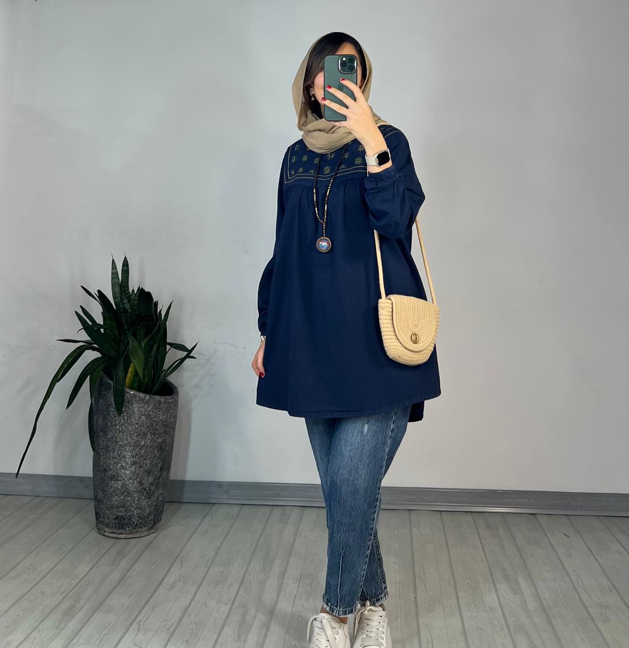 مانتو گلدوزی پونه 3