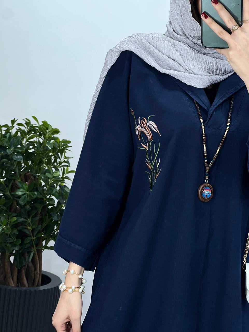 مانتو گلدوزی زنبق