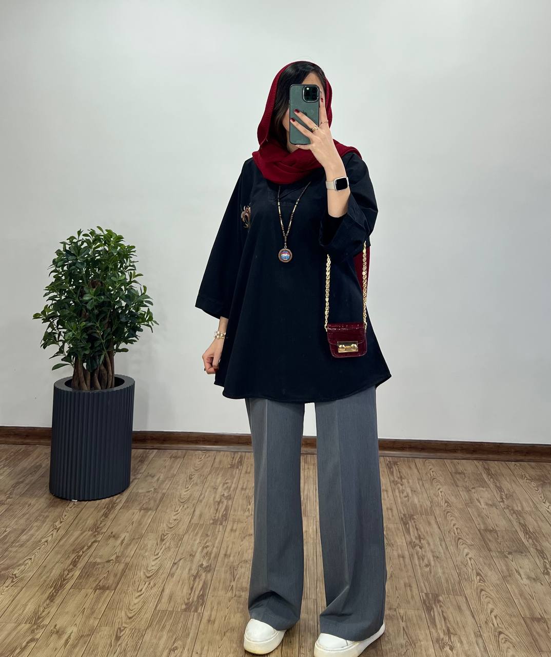مانتو گلدوزی زنبق