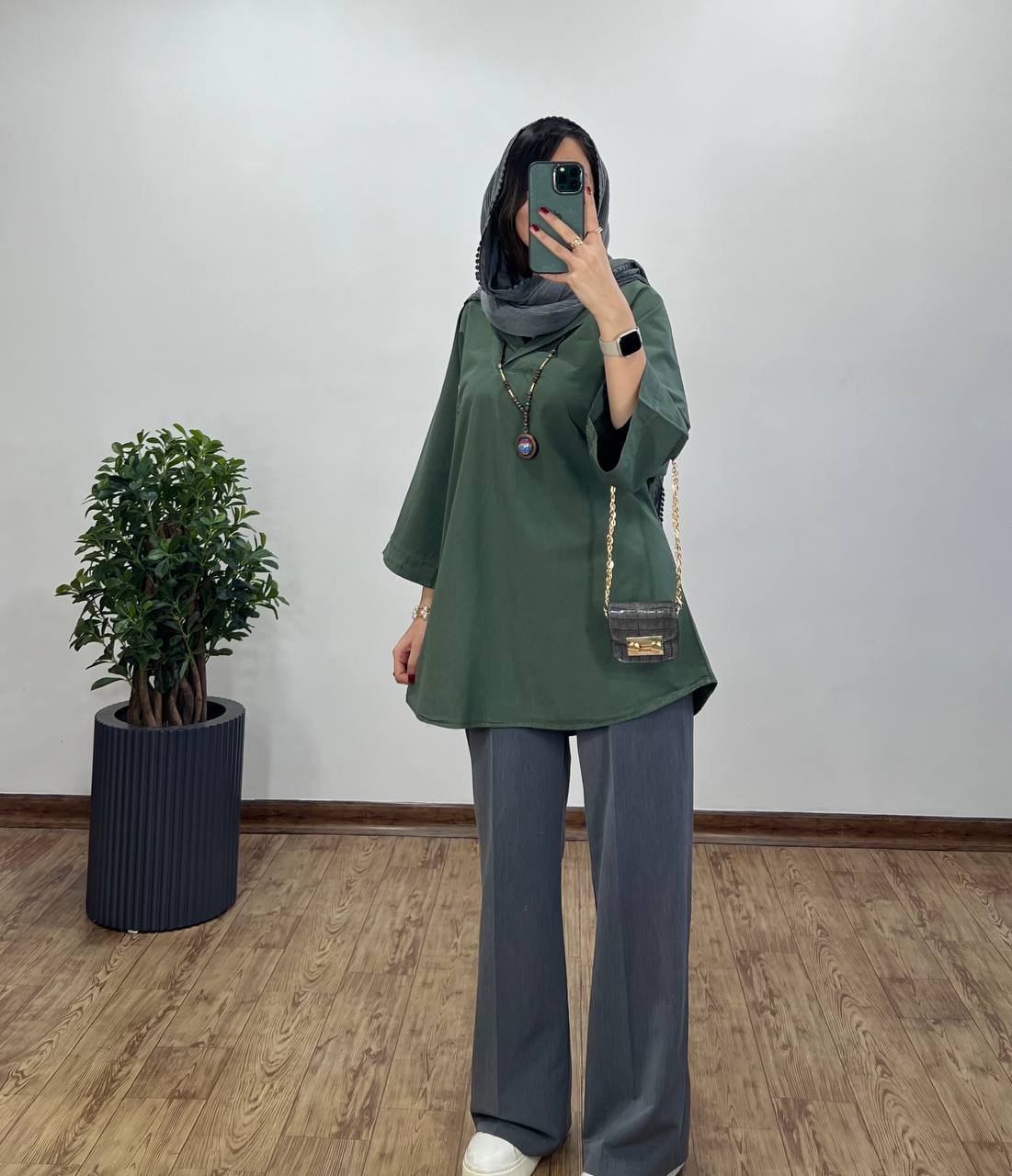مانتو گلدوزی زنبق