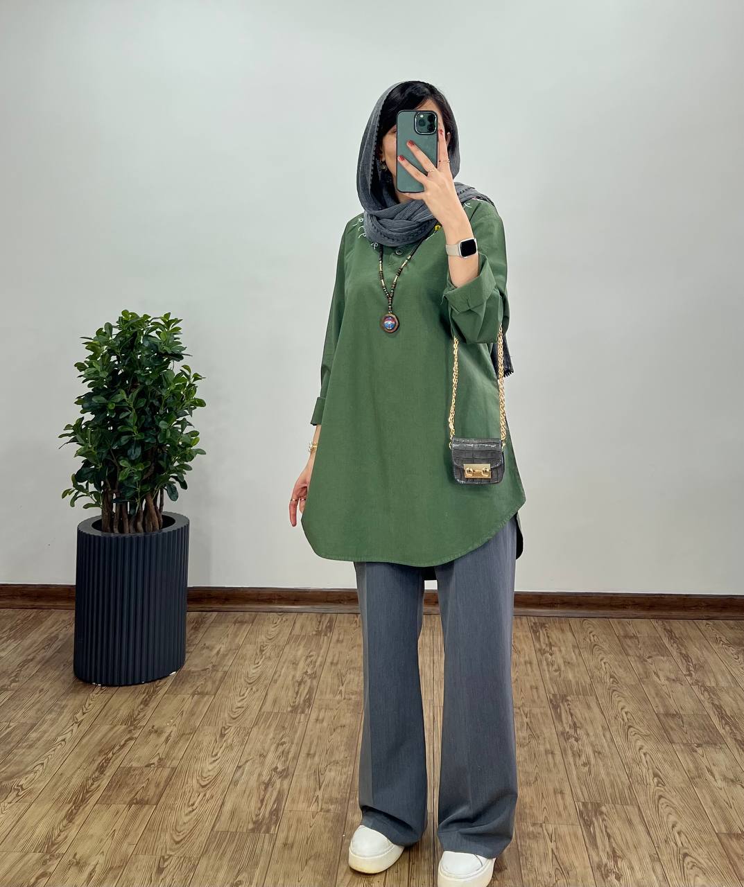 مانتو گلدوزی نیلوفر