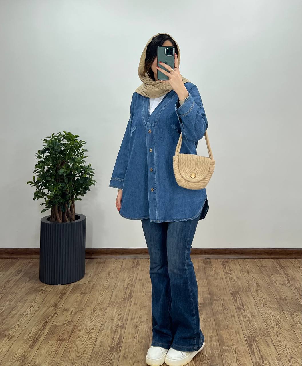 مانتو جین یقه دار نیایش(ایراد دار)
