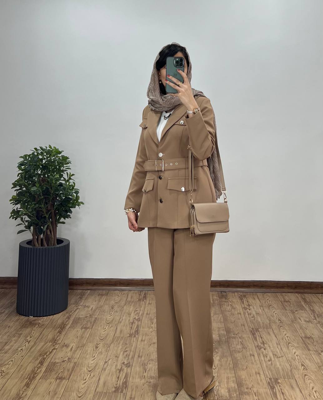 ست سه تیکه کت و شلوار به همراه کمربند ماتیسا