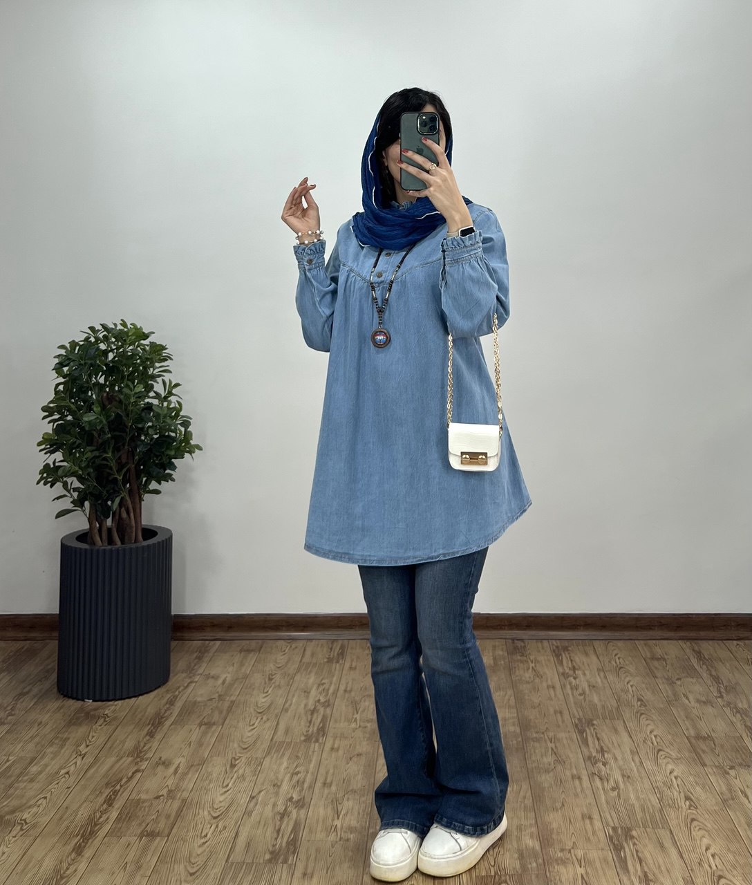 مانتو جین یقه چین پریناز 1(ایراد دار)