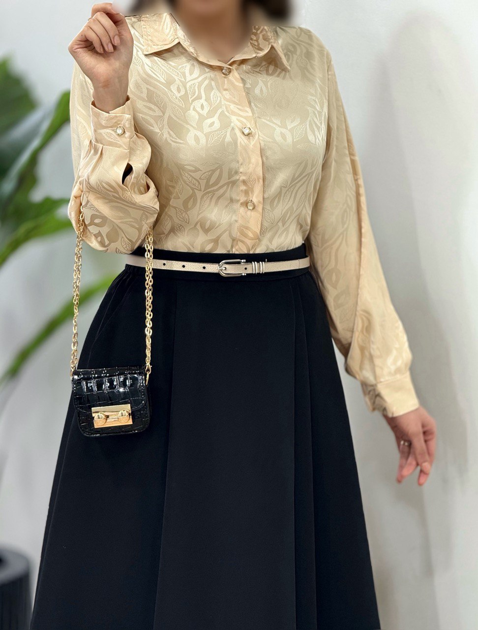شومیز ساتن جلو دکمه برگ
