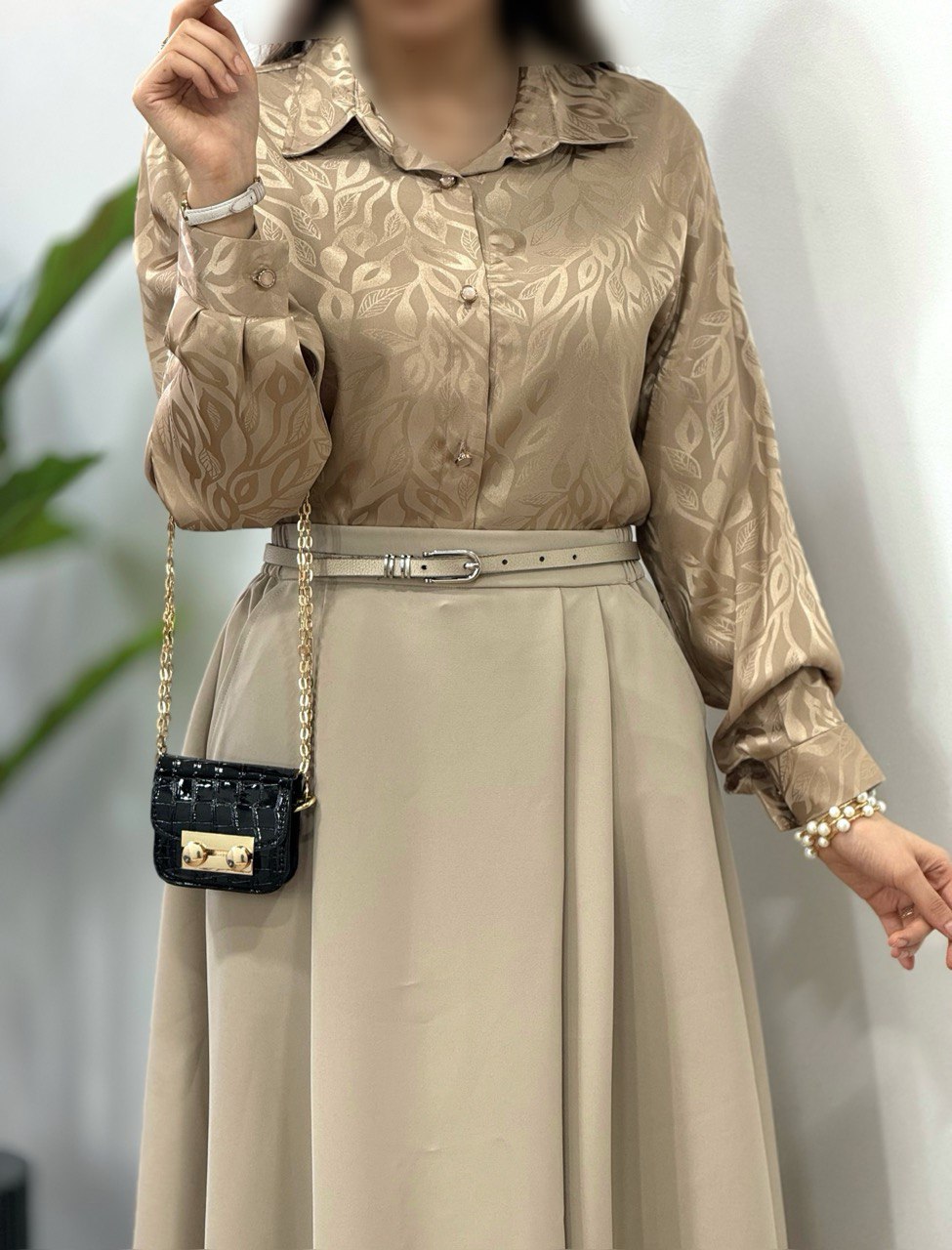 شومیز ساتن جلو دکمه برگ
