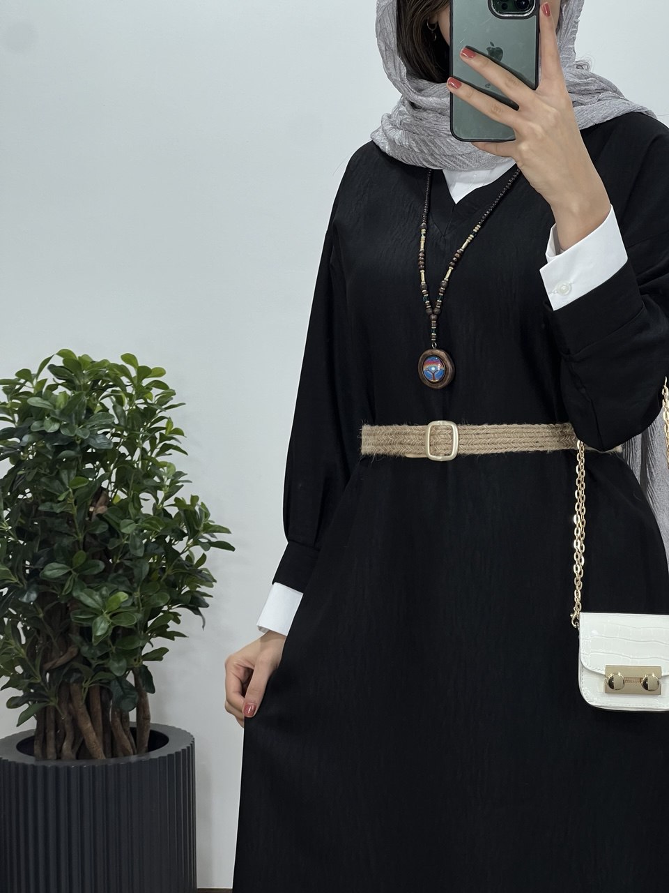 پیراهن مانتویی بلند یقه دار همیلا همراه با کمربند