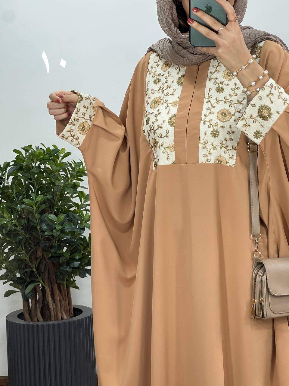 عبای بلند سوزندوزی اسرا 4